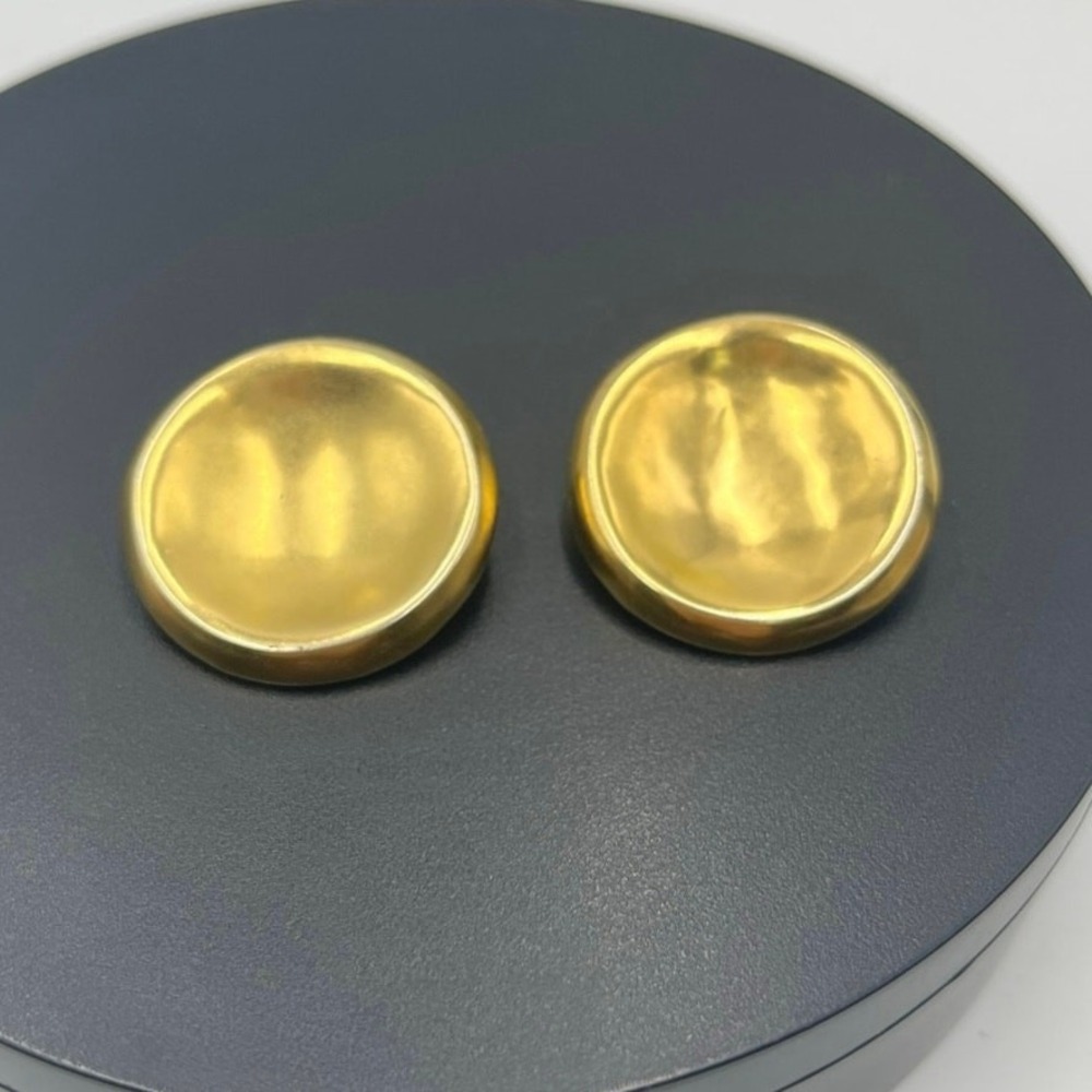 Robert Lee Morris RLM Signed Vintage Gold Tone Round Dome Clip-On Earrings